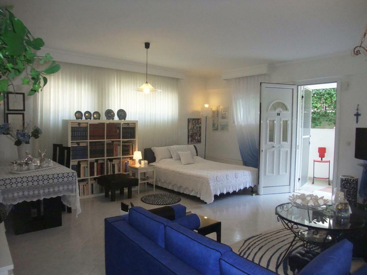 PeraíaA Majestic Elegant House With A Garden公寓 外观 照片